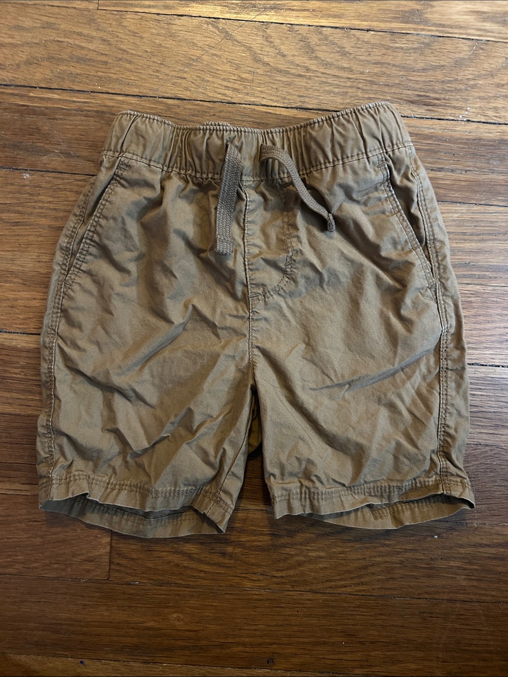 Old Navy Casual Drawstring Shorts in Brown